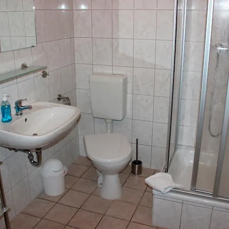 8 Apartment *